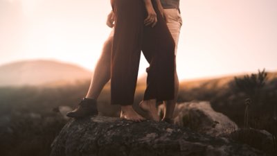 想逃離現實？皮吉外島的純粹浪漫 vs 本島的多元體驗