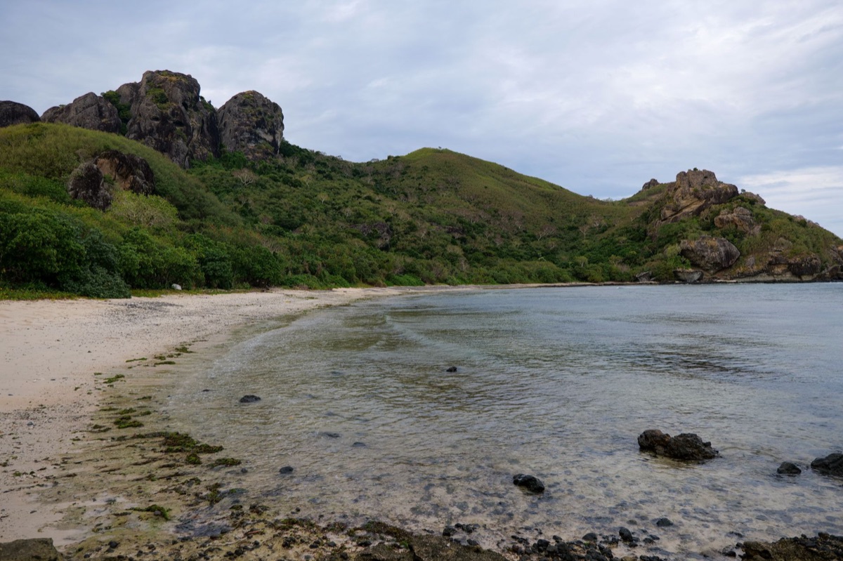 plage fiji avec eau turquoise