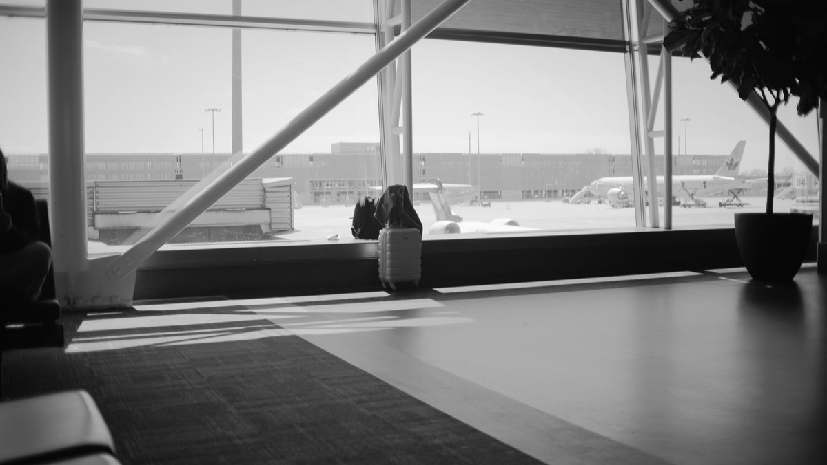Fiji Flughafen mit Gepäck