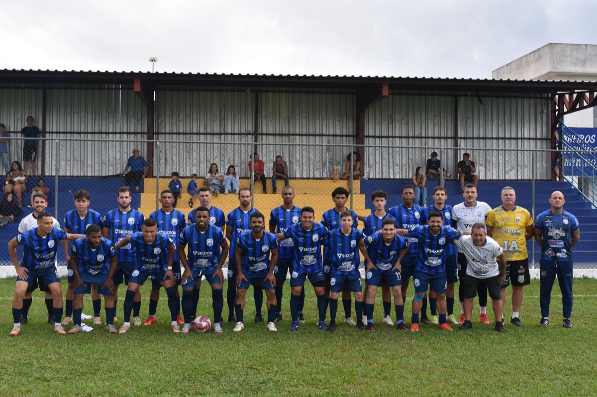 Soccer club logo and members